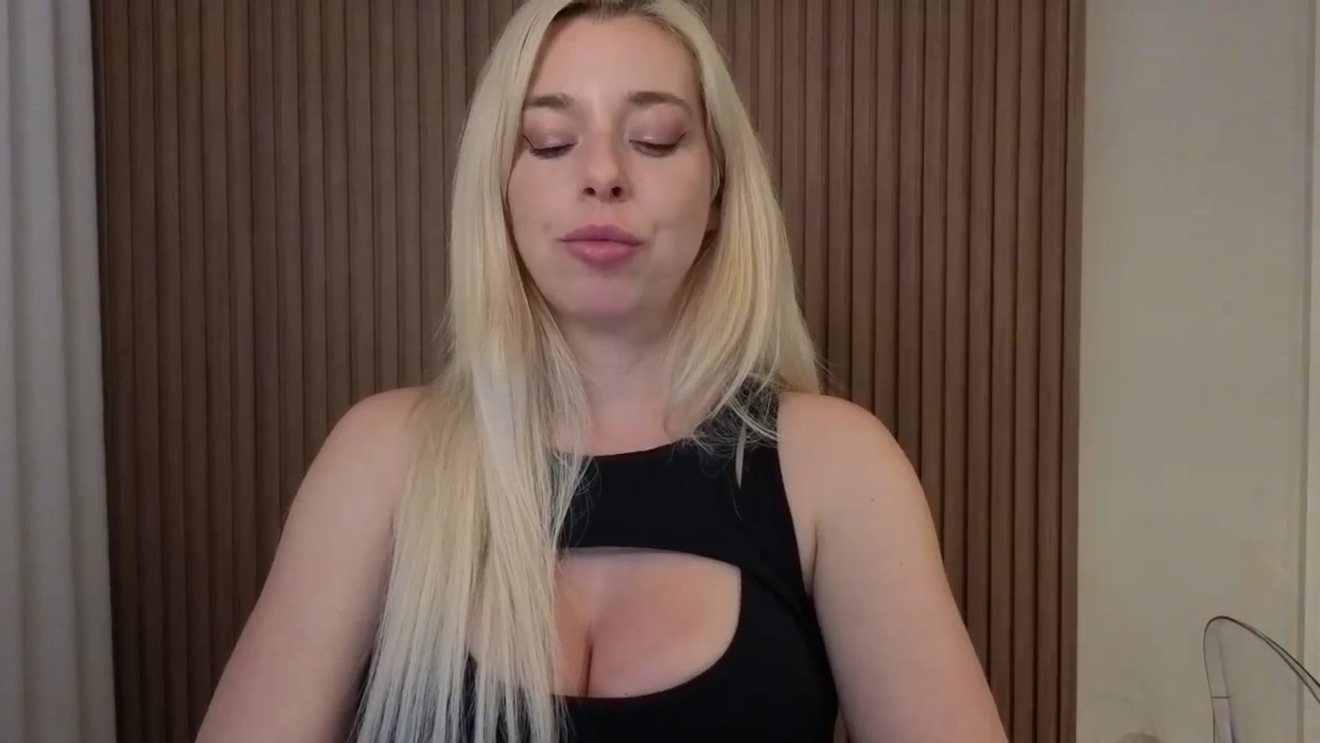 Riley_Parks video thumbnail