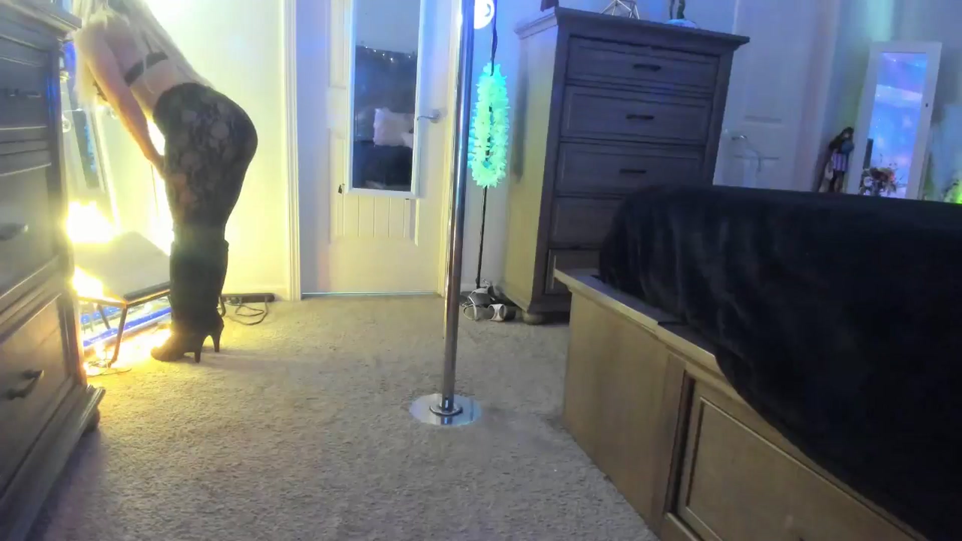 TeXxxx video thumbnail