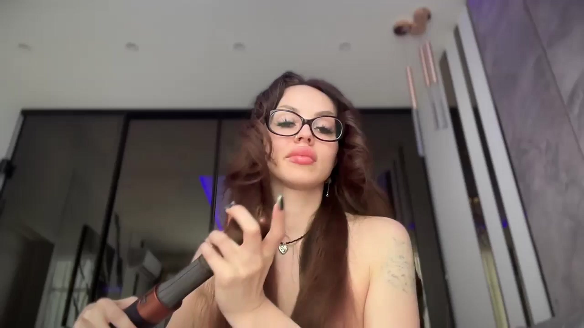 UGLYGIRL_ video thumbnail