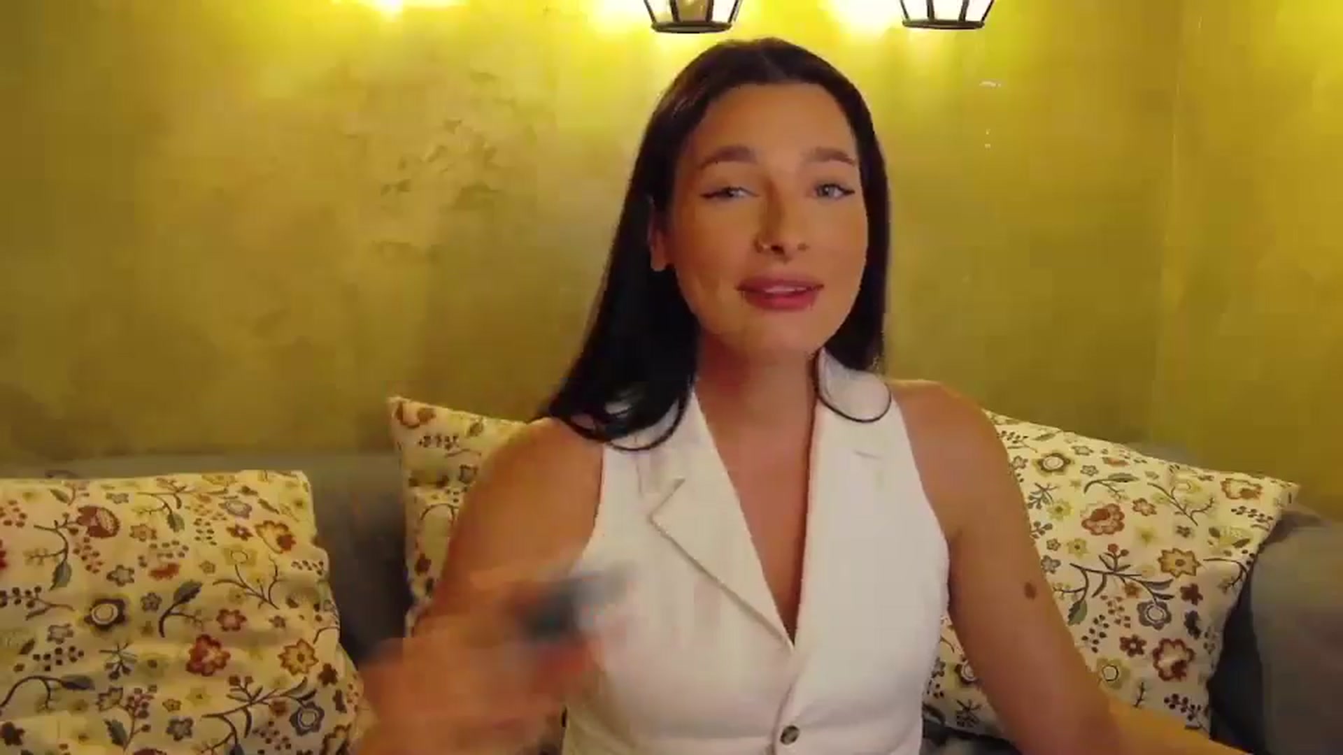 SexyLittleMe video thumbnail