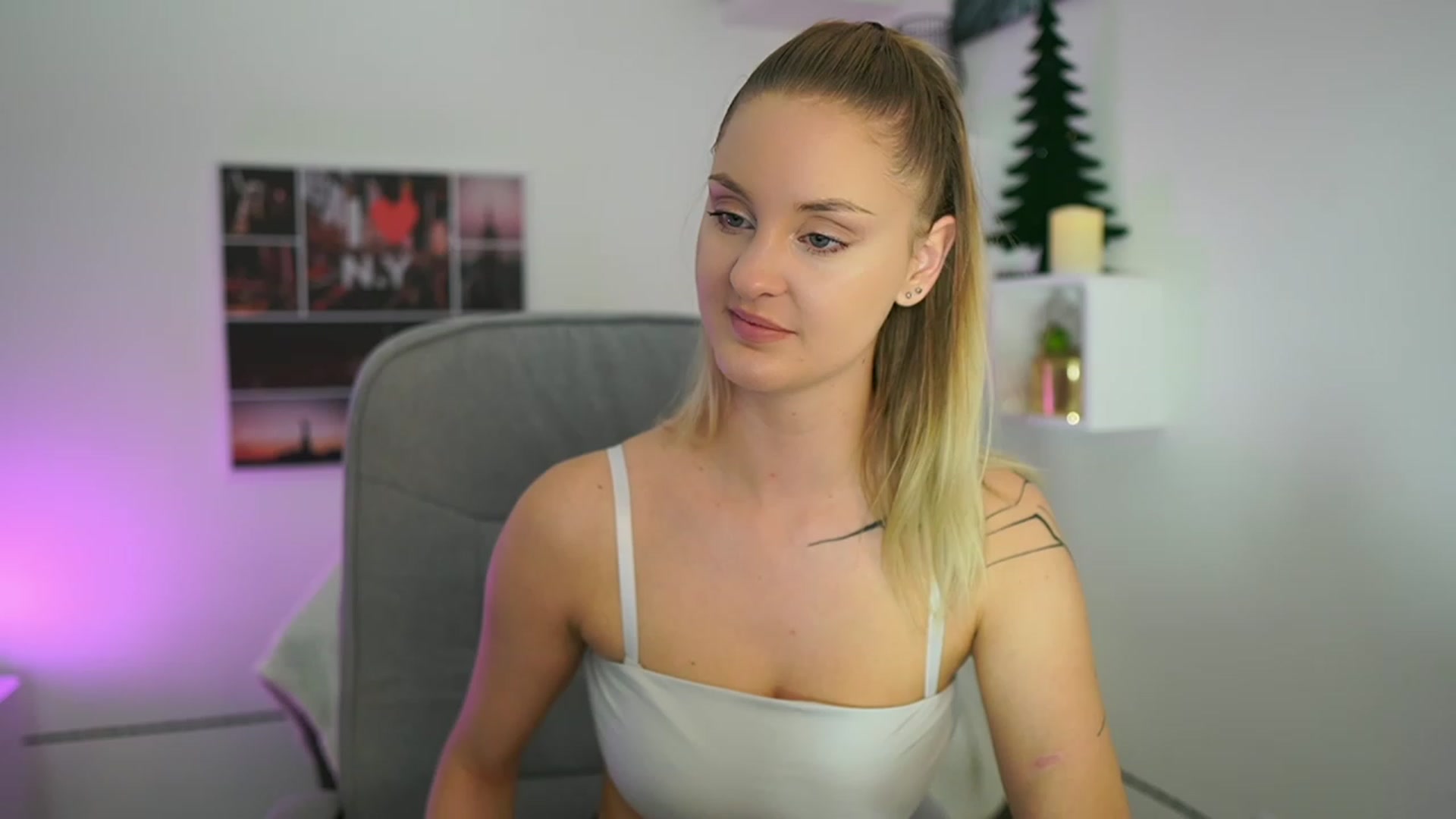 NatalliaStarr video thumbnail
