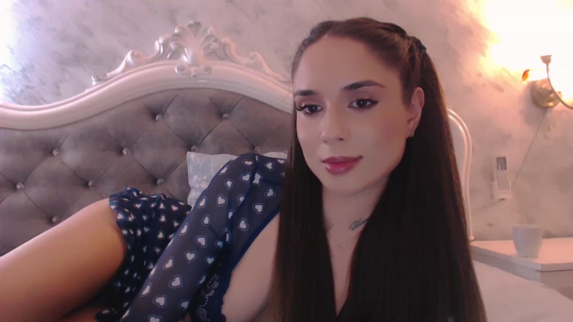 Raisadollface video thumbnail