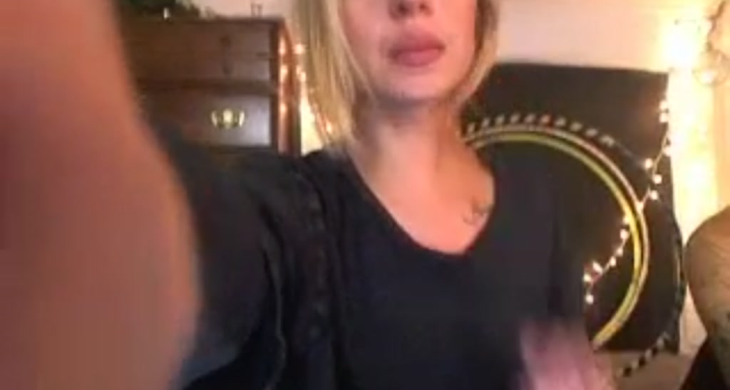 AnaFoxx video thumbnail
