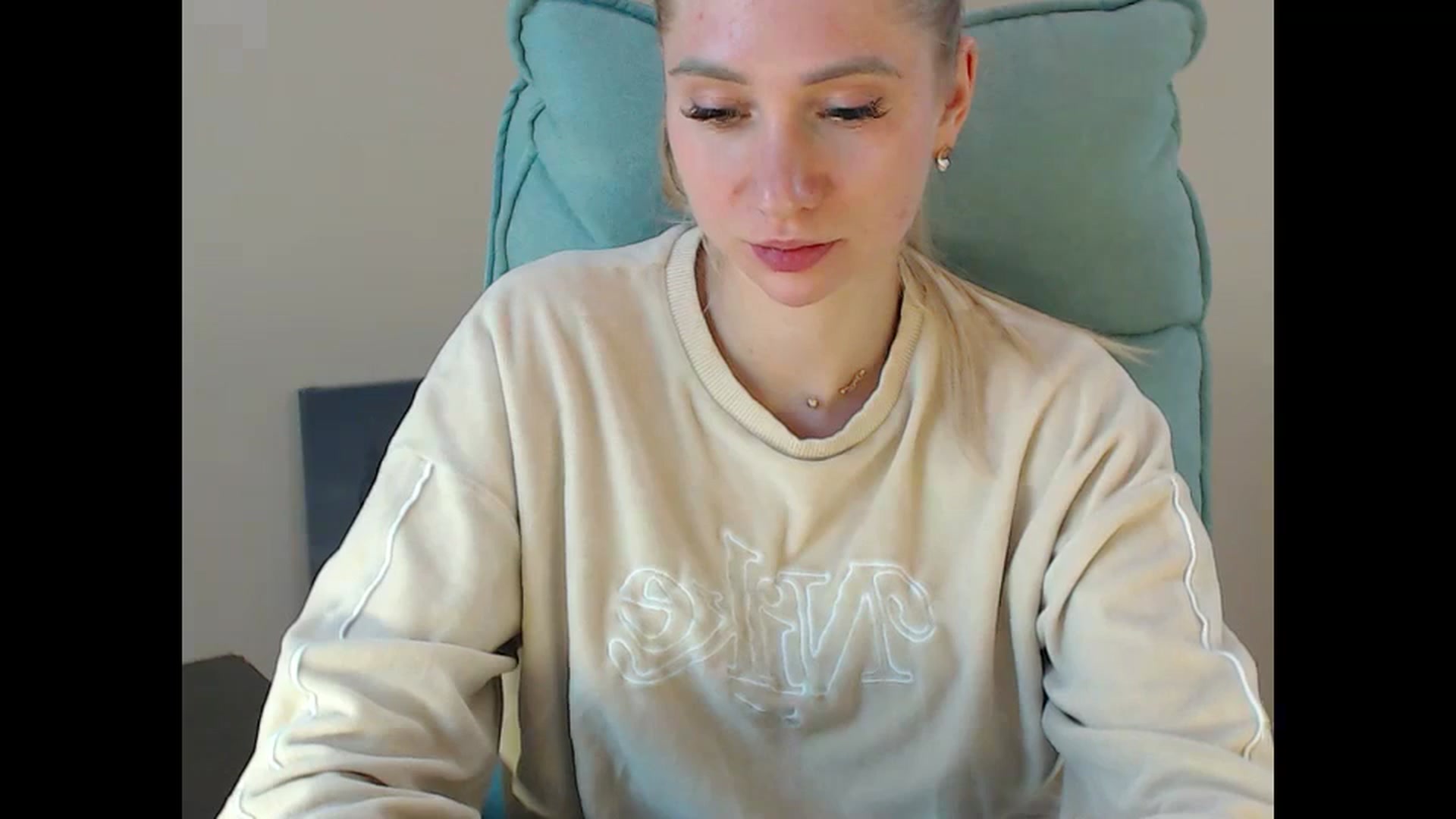 Miss_Sylvia video thumbnail