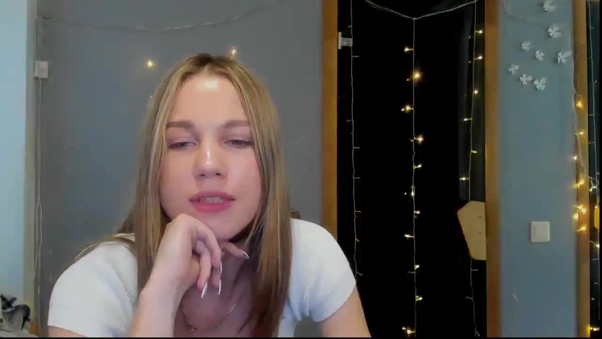 Kate_Lewiss video thumbnail