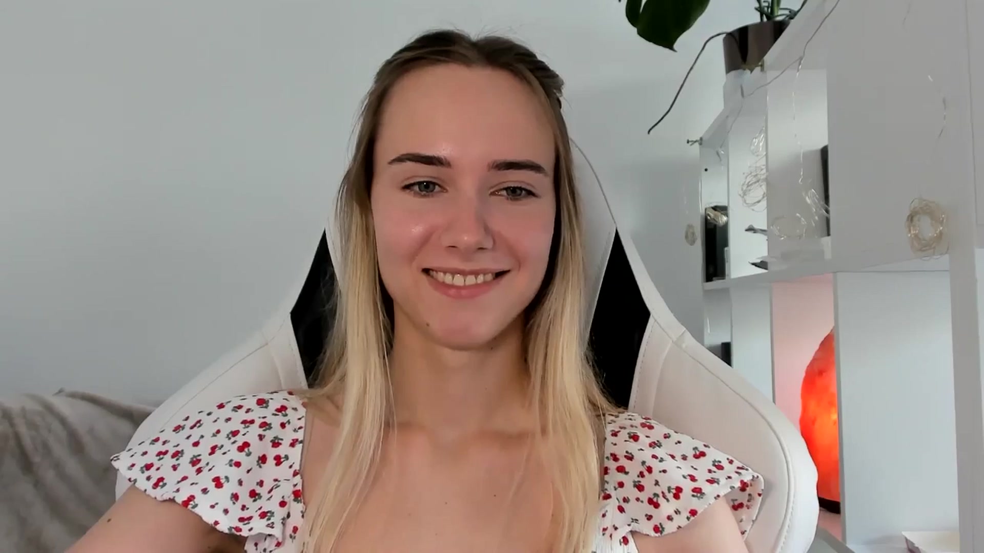 OhAlisa video thumbnail