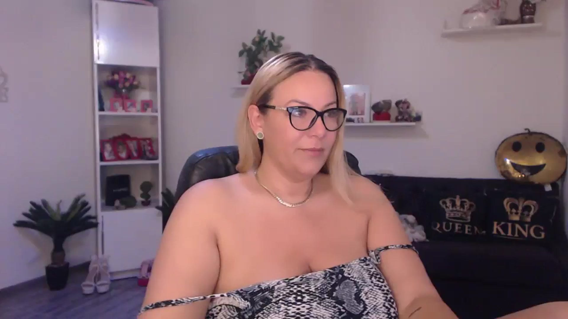 A_baby_Boo video thumbnail
