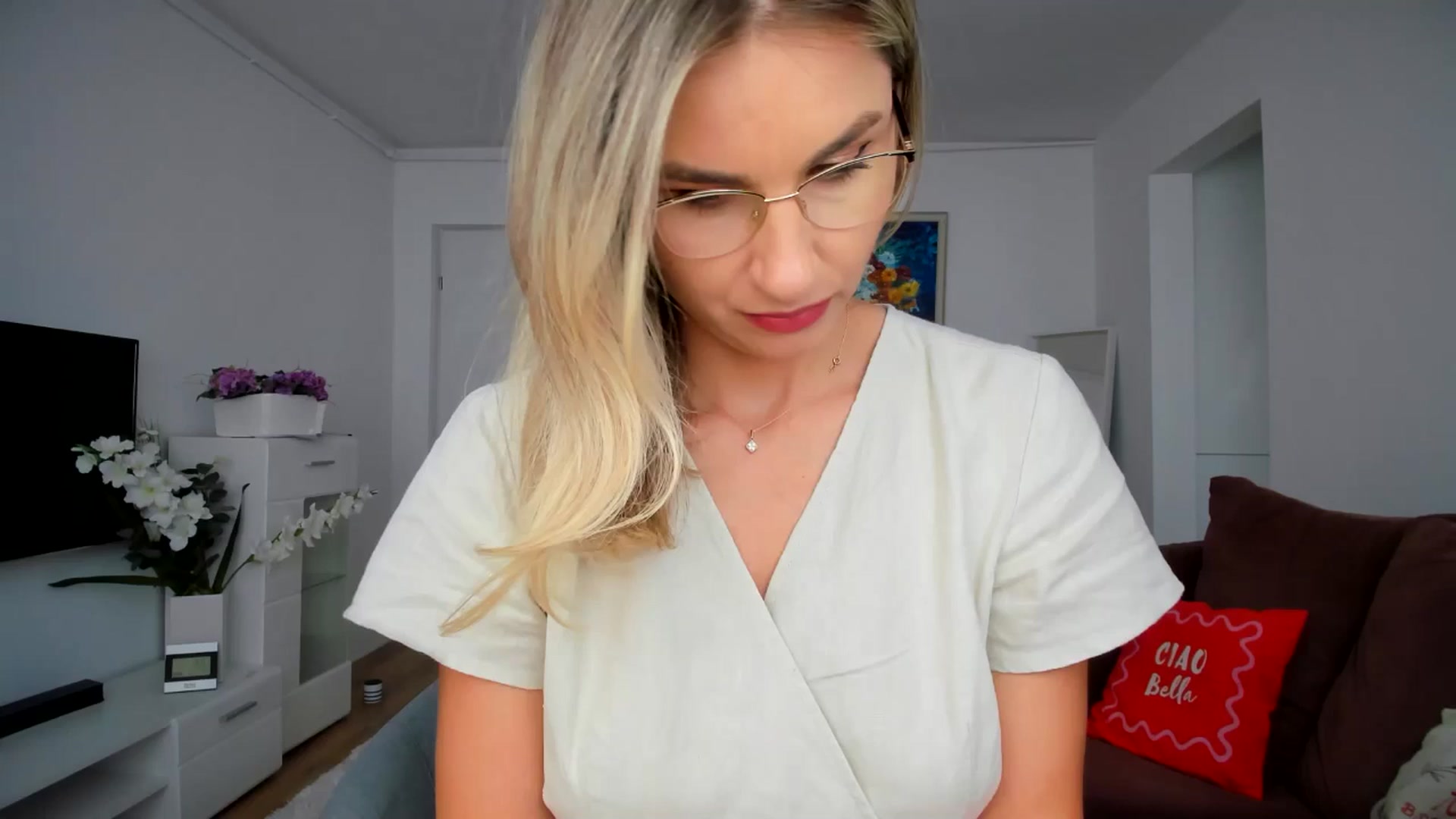 AlyMiss video thumbnail