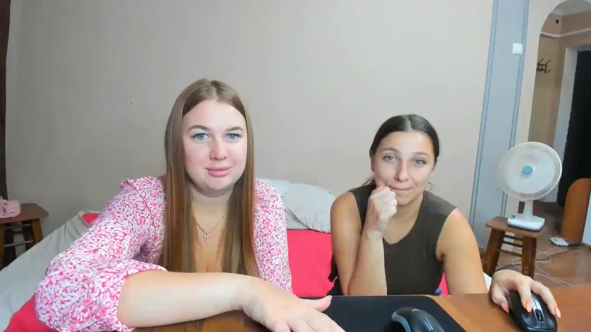IFlowersGirl video thumbnail