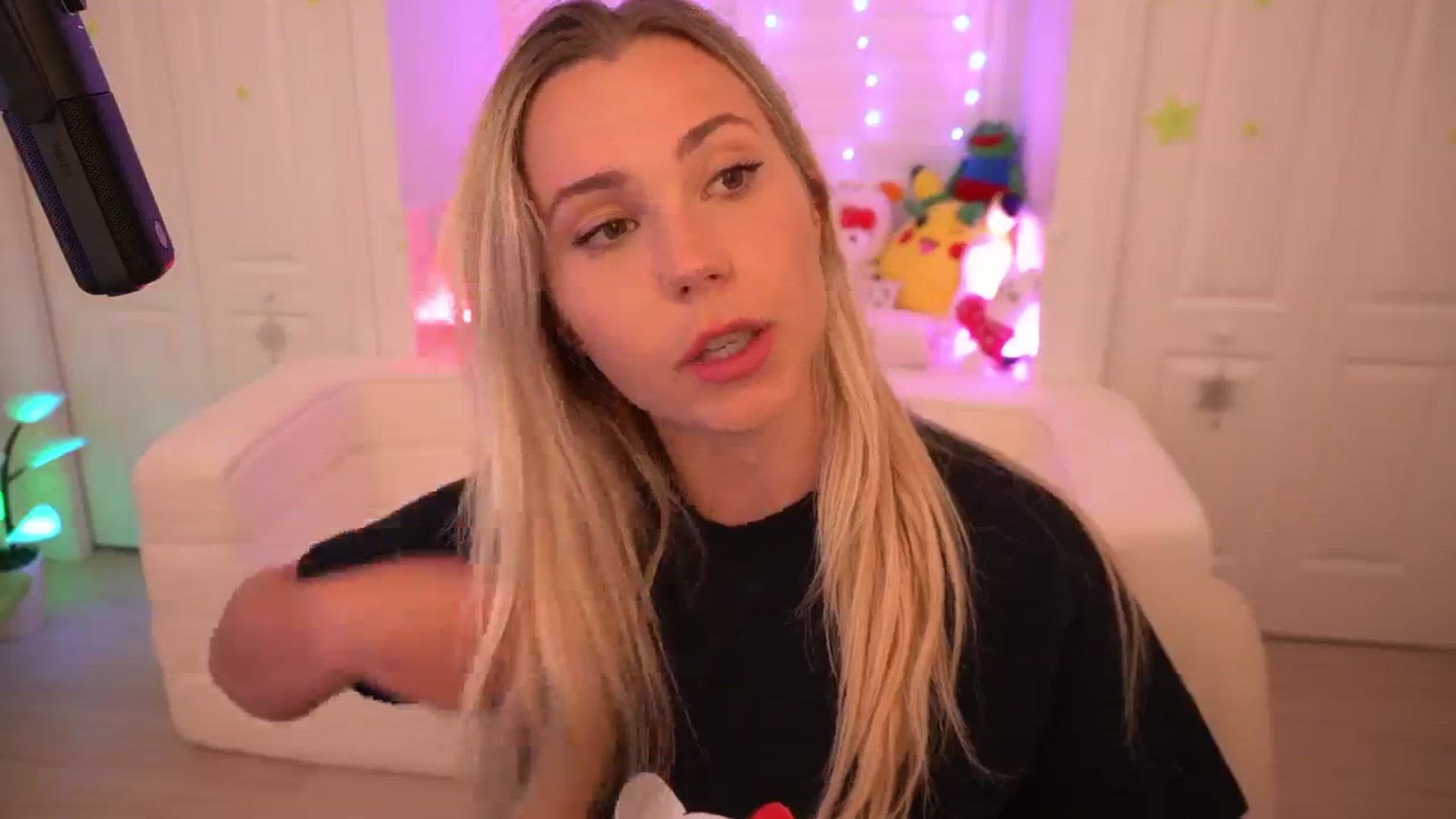 Snowkitty video thumbnail