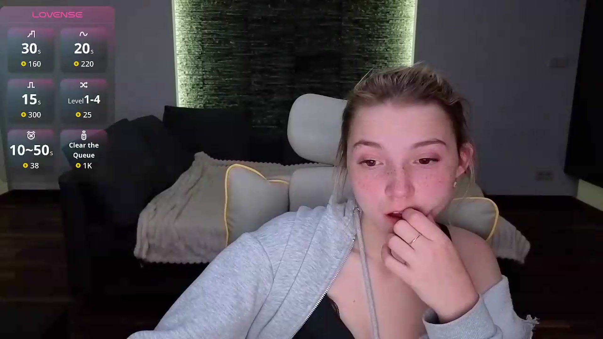 Daisyy video thumbnail
