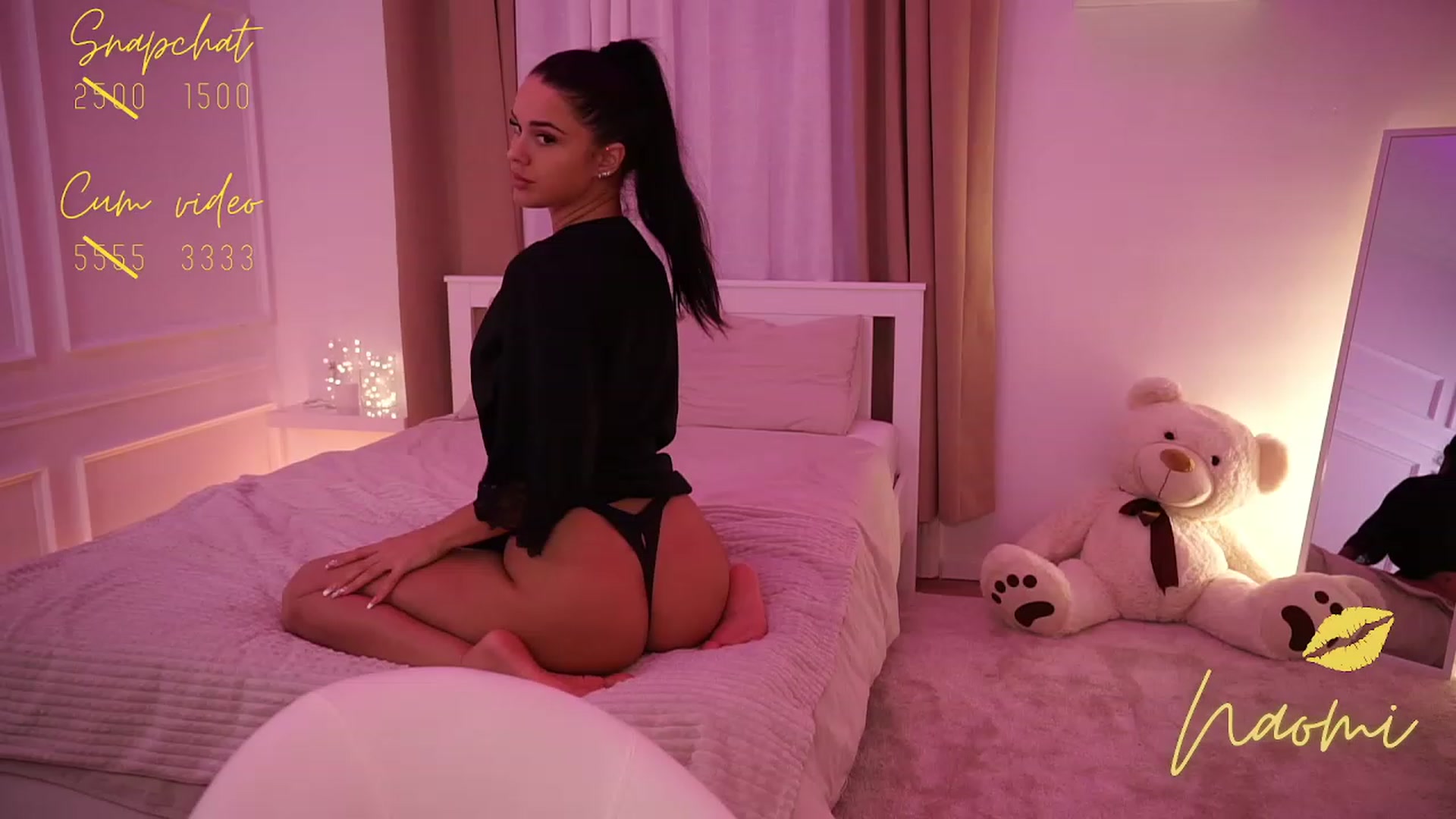 cinnabellee video thumbnail