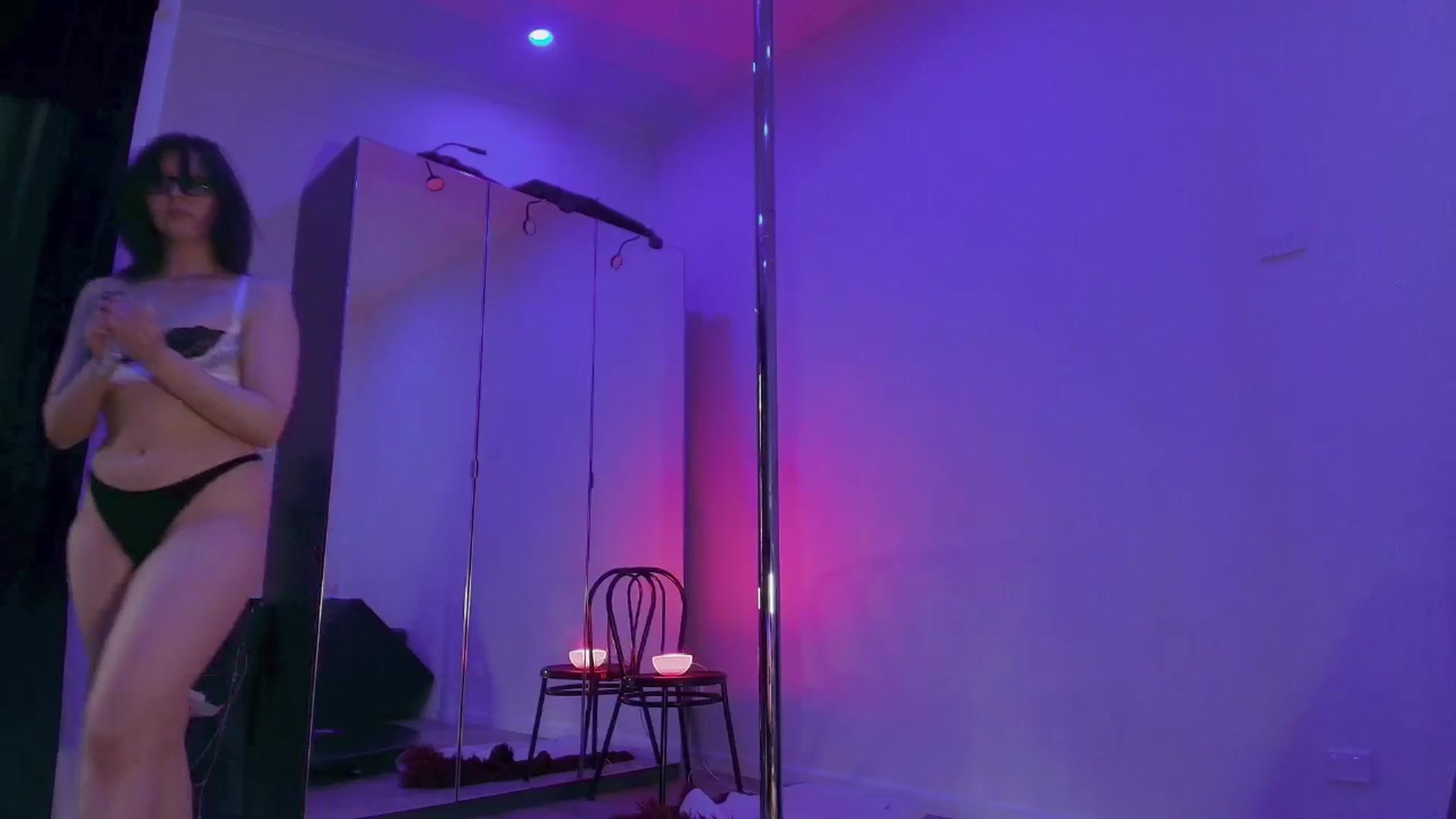 room6 video thumbnail