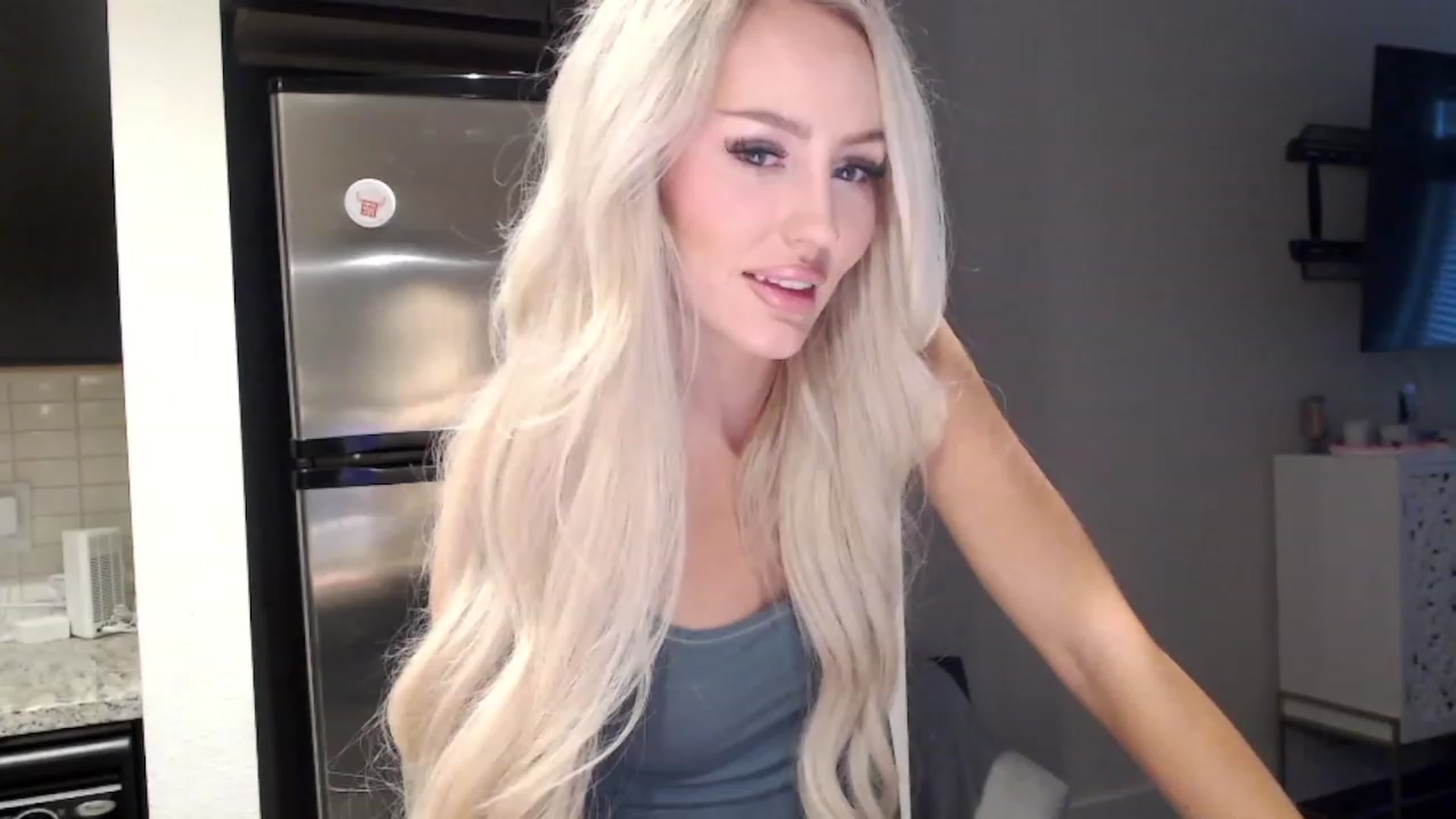 Officialelsa video thumbnail