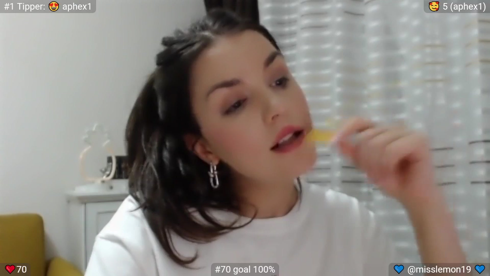MissReno video thumbnail