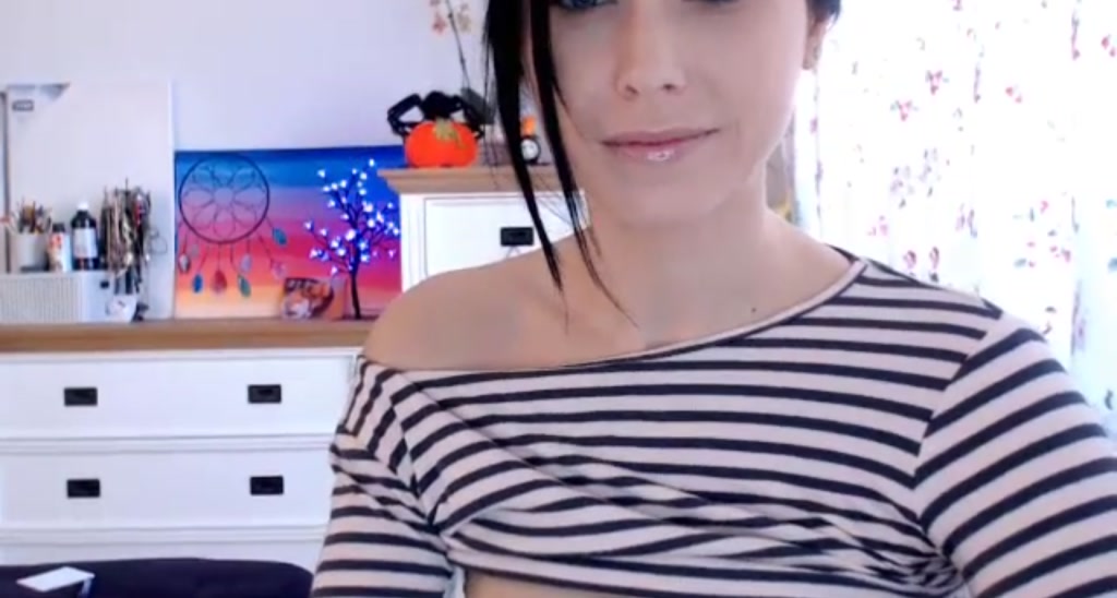 Ami_White video thumbnail