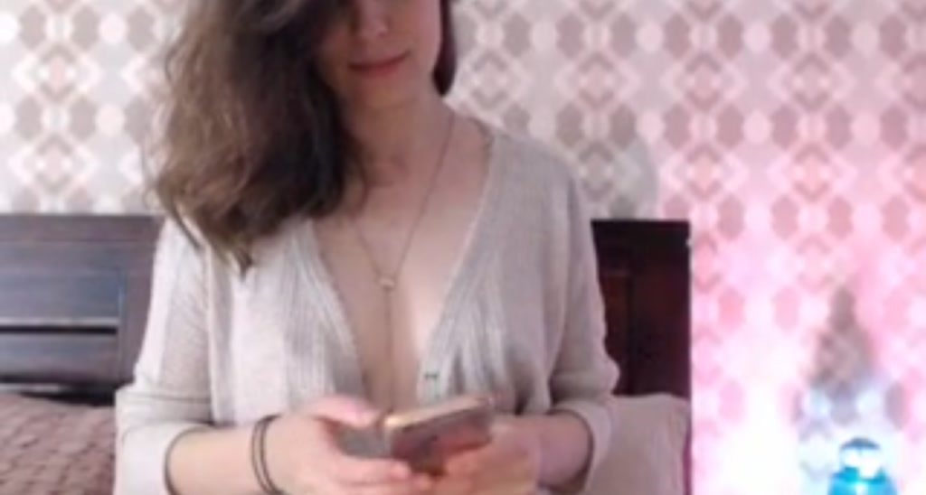 Bee_la video thumbnail