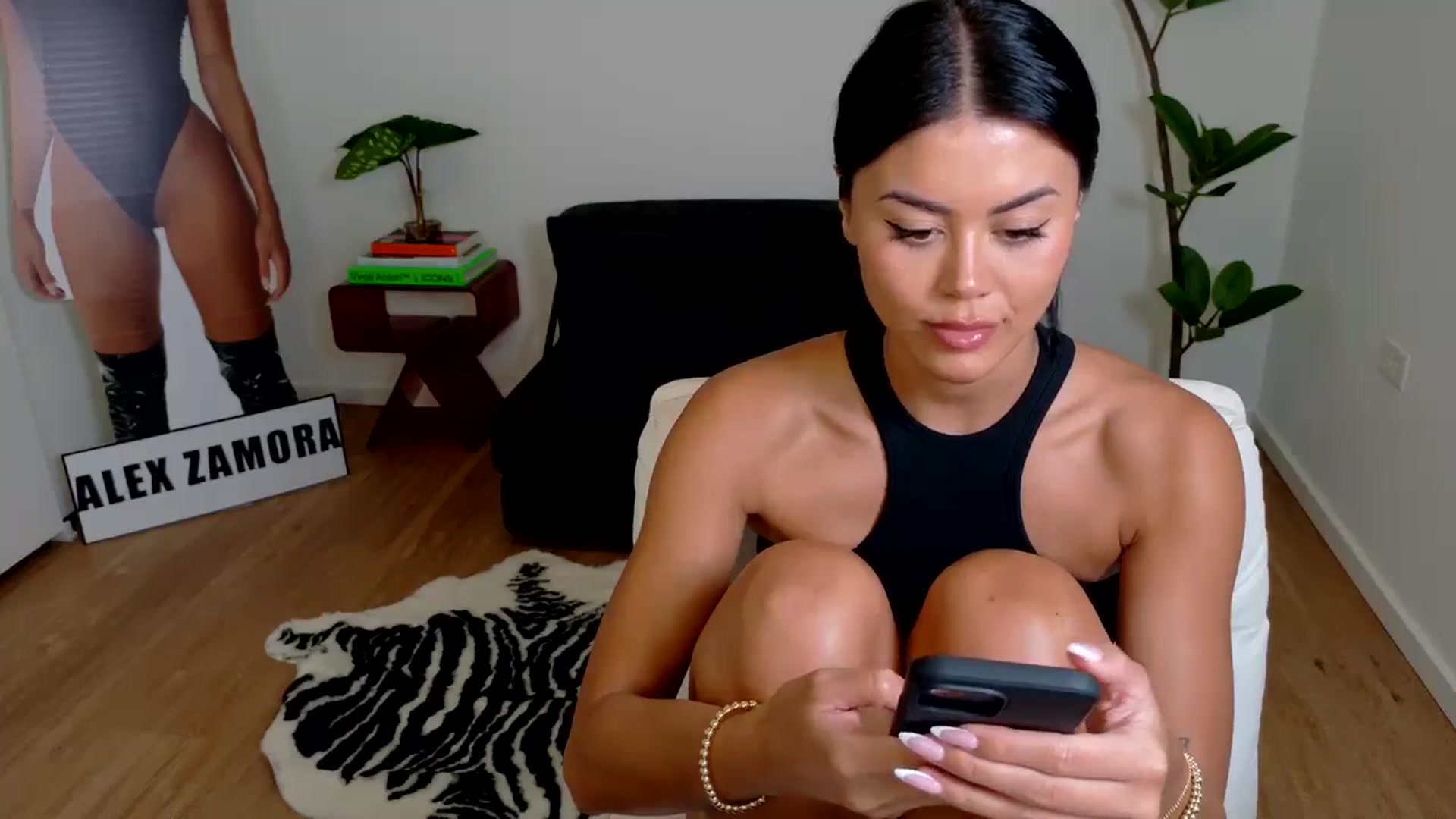 alexzamora video thumbnail