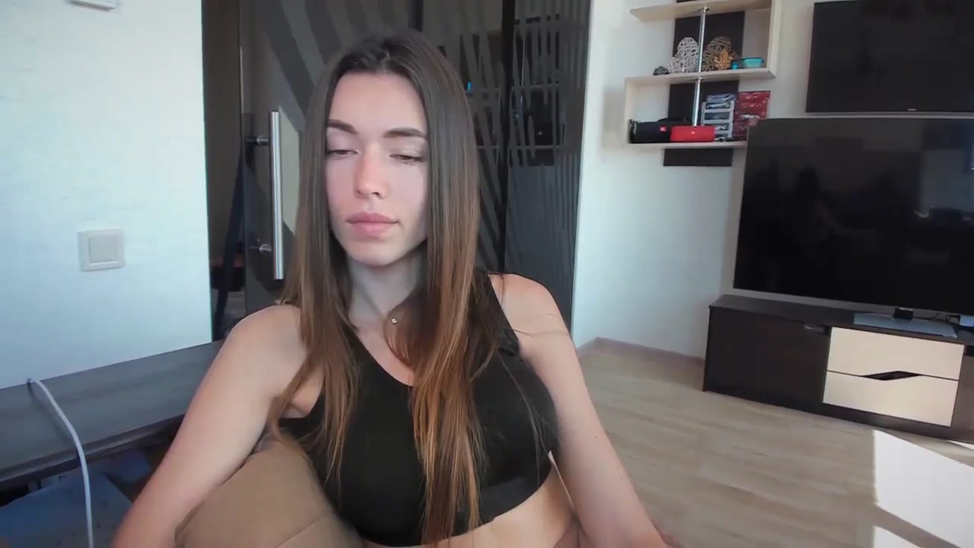 laurensaenz video thumbnail