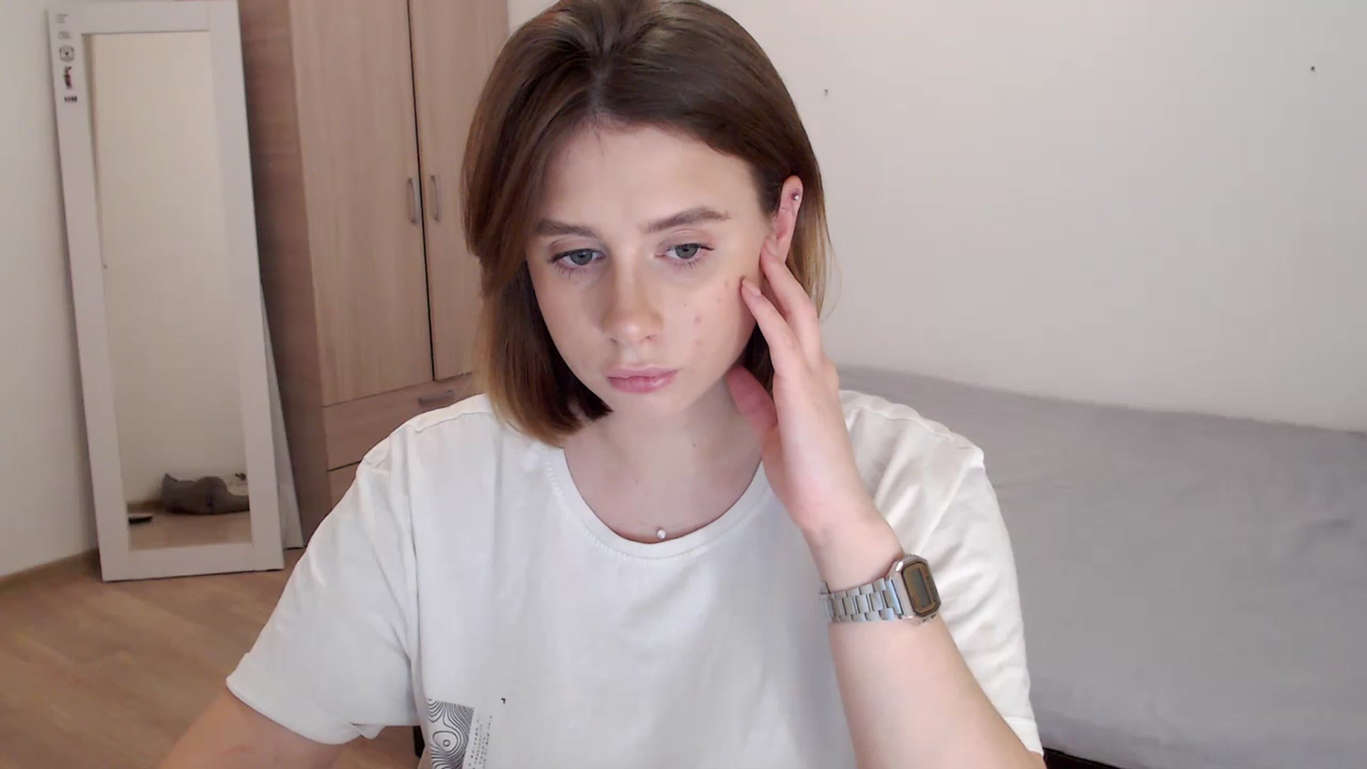 EseniaKiss video thumbnail