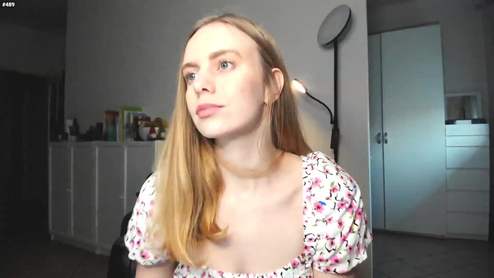 Personage video thumbnail