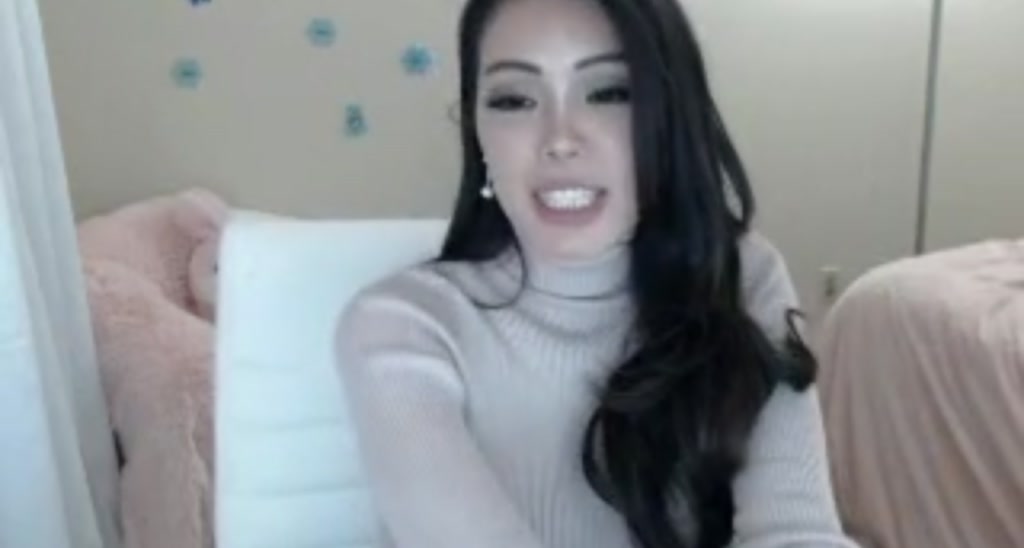 Bunni_ video thumbnail