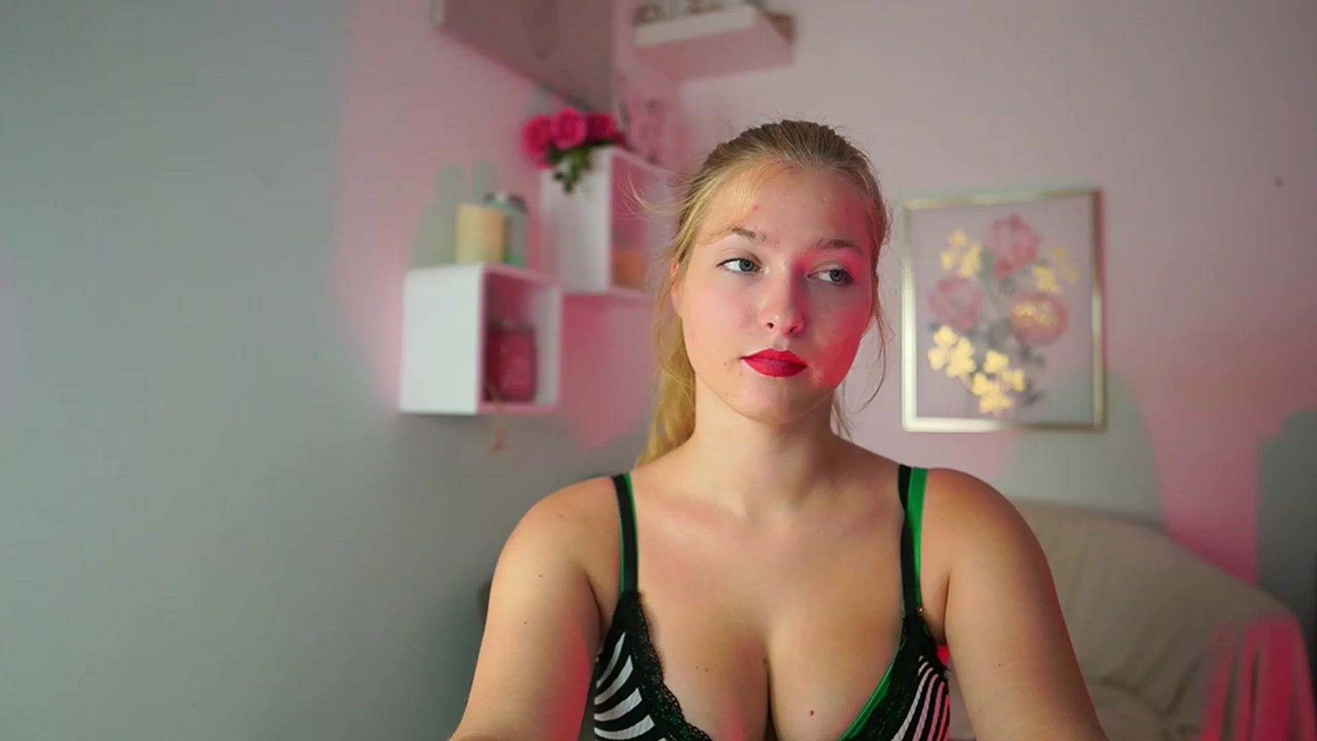 Mia_Melano_ video thumbnail
