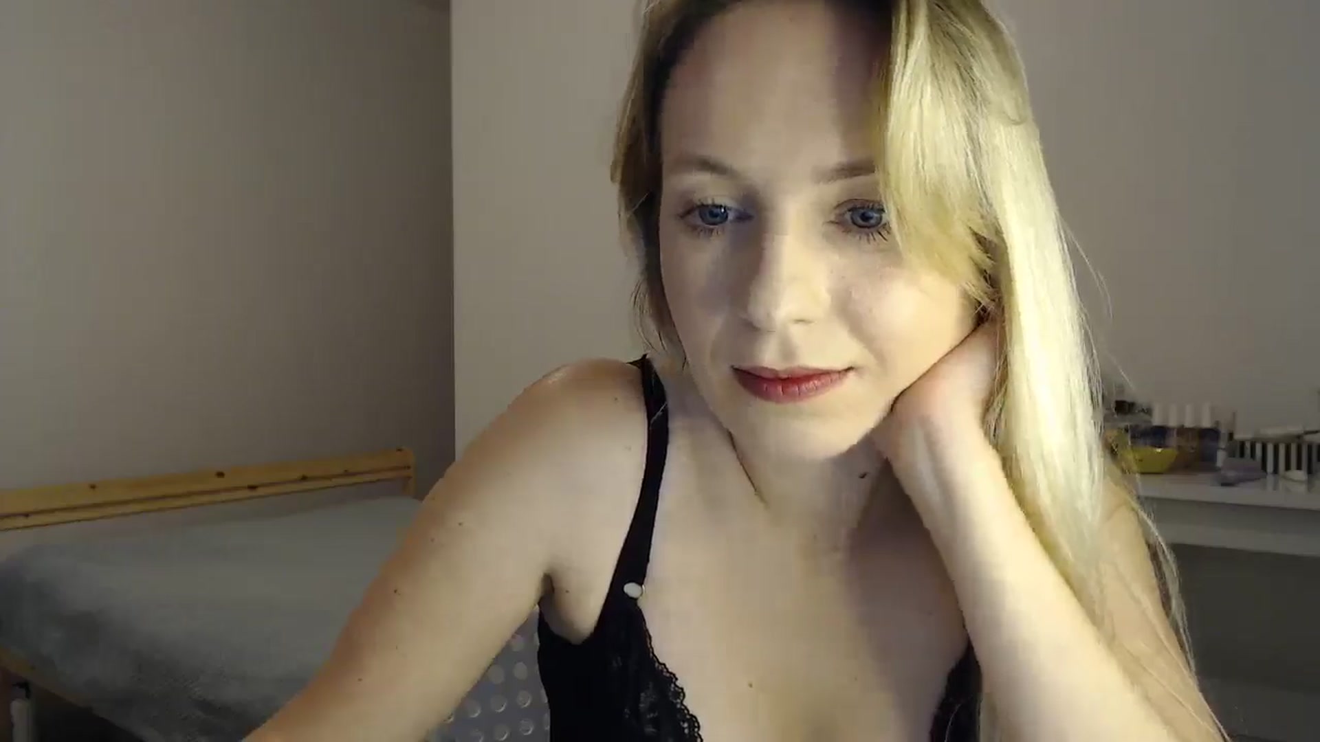 Amy_CuteBambi video thumbnail