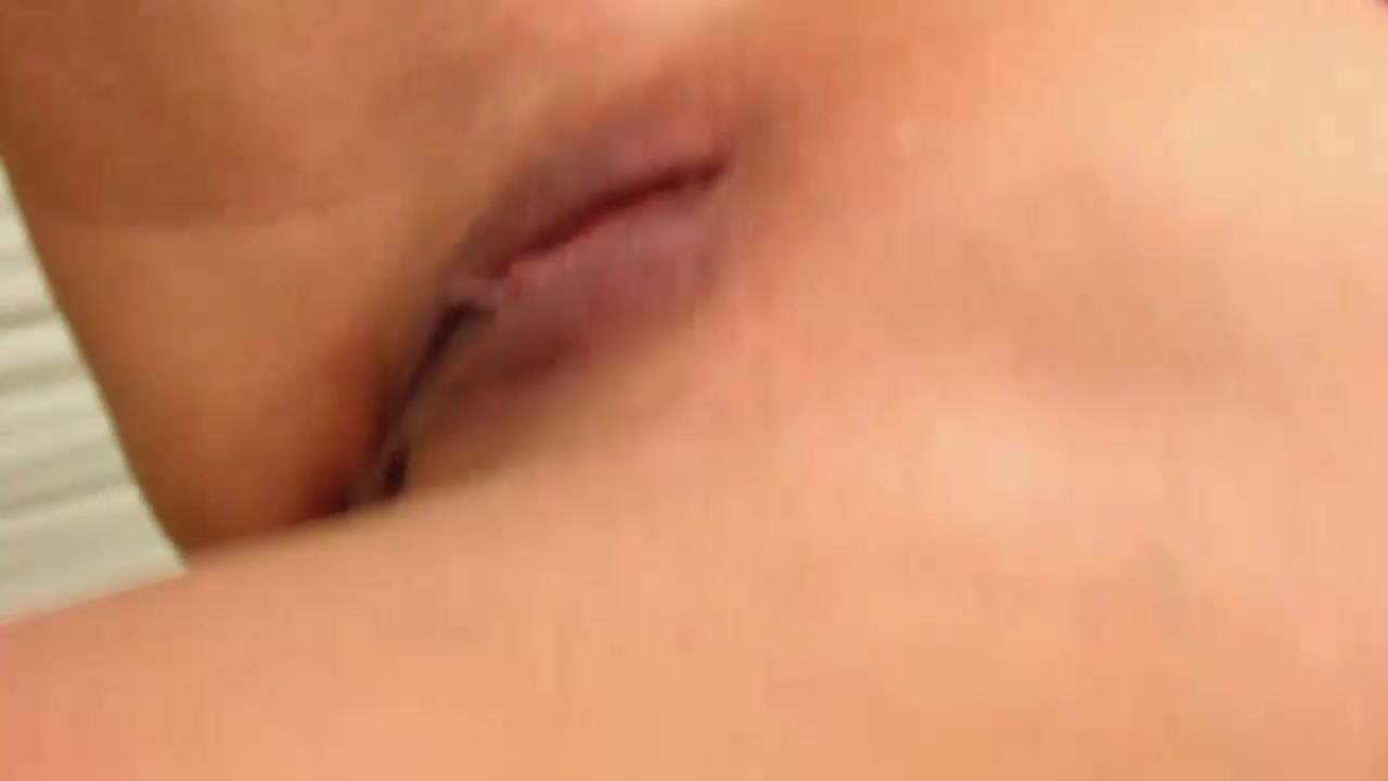 Bratty_Dya video thumbnail