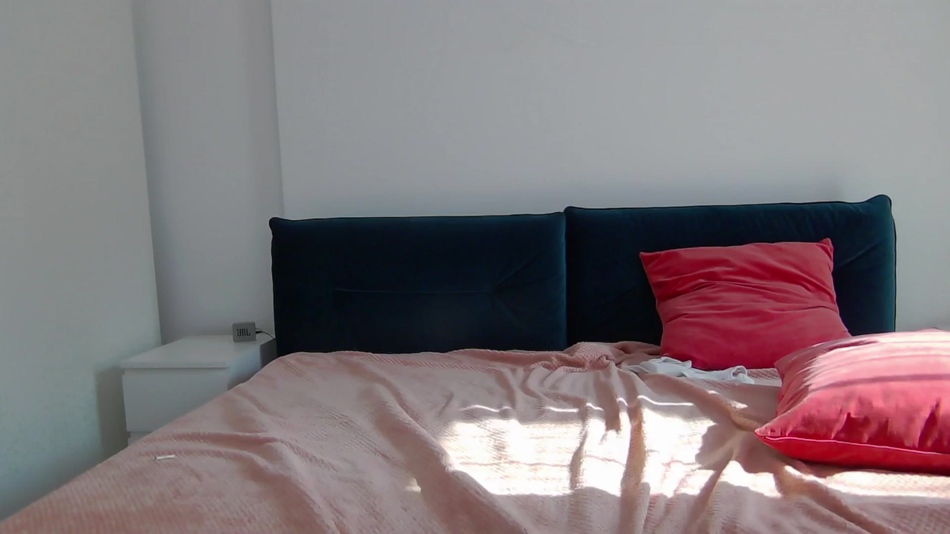 NaiaaBee video thumbnail
