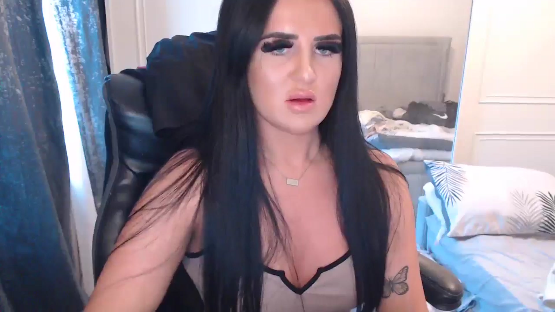 Crystal_MFC video thumbnail