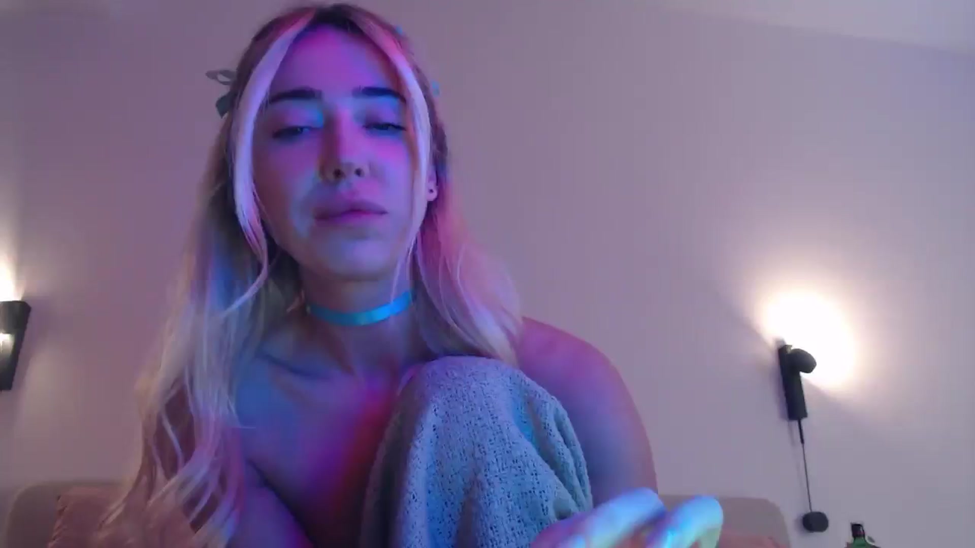 TooMuchGirl video thumbnail