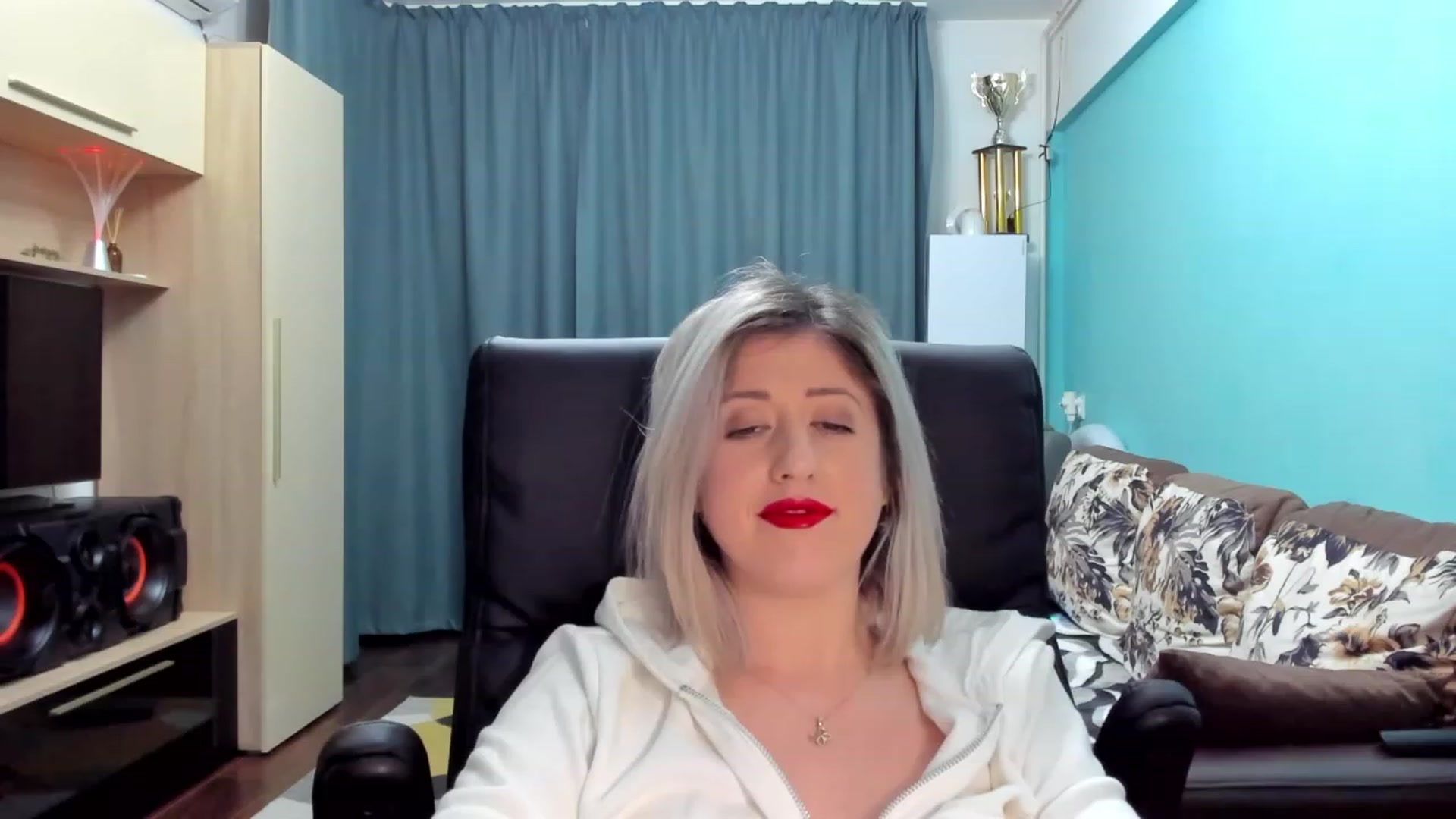 SweetDelia_ video thumbnail