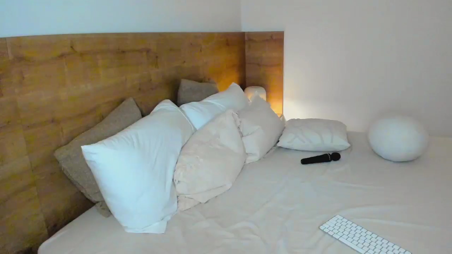 Lara_xo video thumbnail