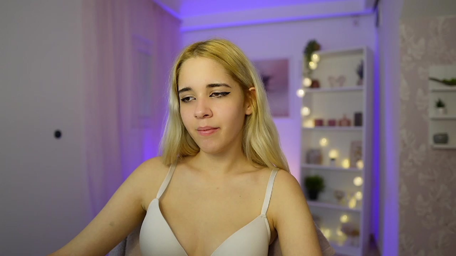 Katie_Kush18 video thumbnail