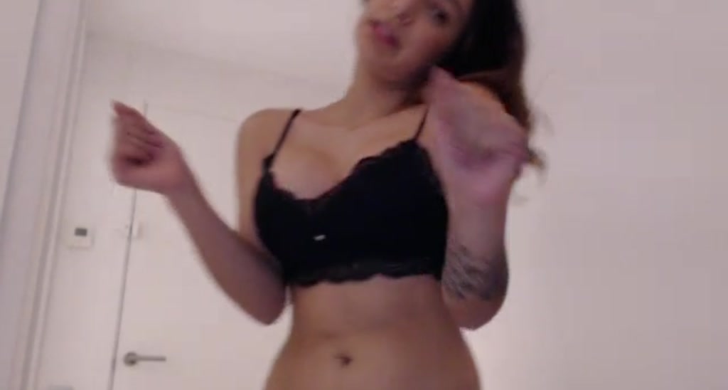 TaniaAngel video thumbnail