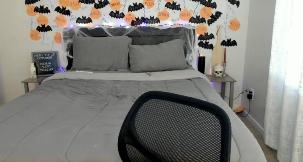 Halloweinie video thumbnail