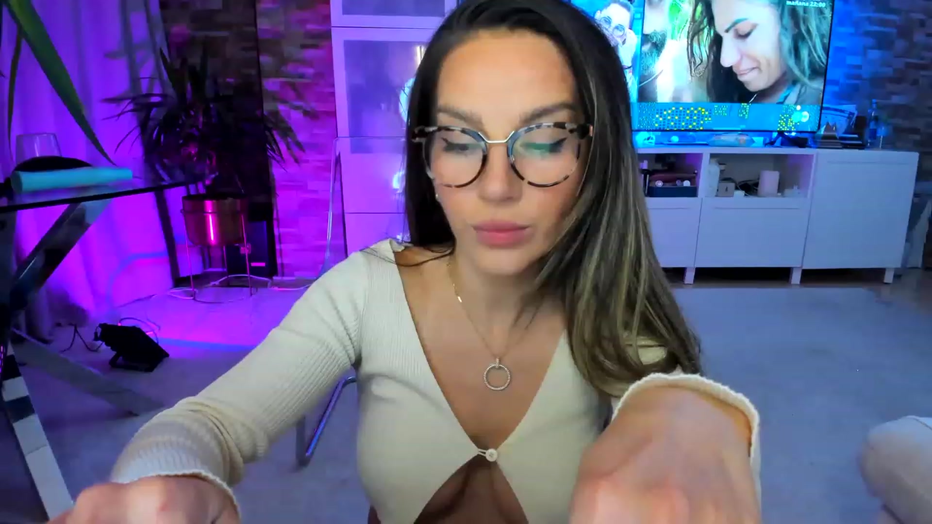 AnooKiss video thumbnail