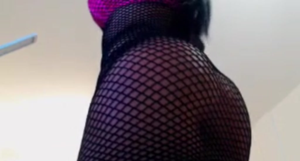 A_von_Tease video thumbnail