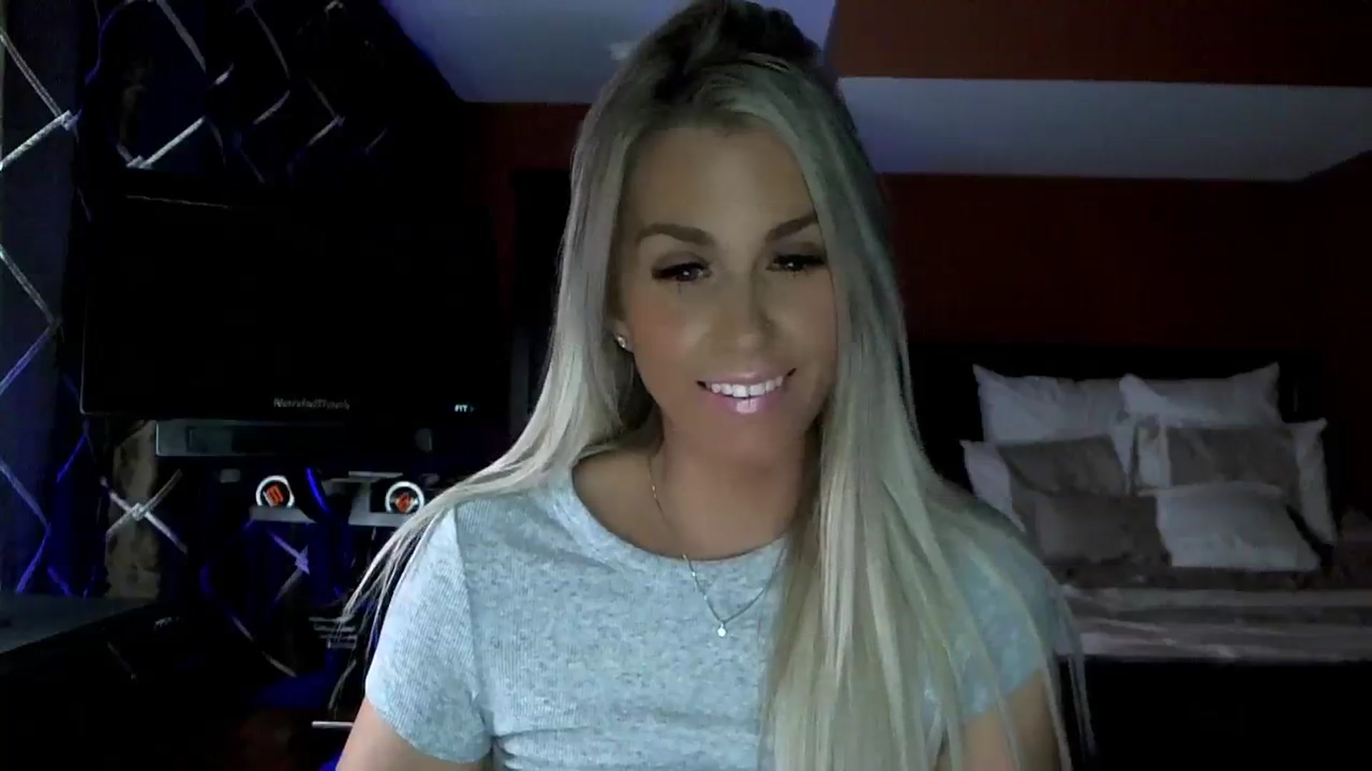 Cora9 video thumbnail