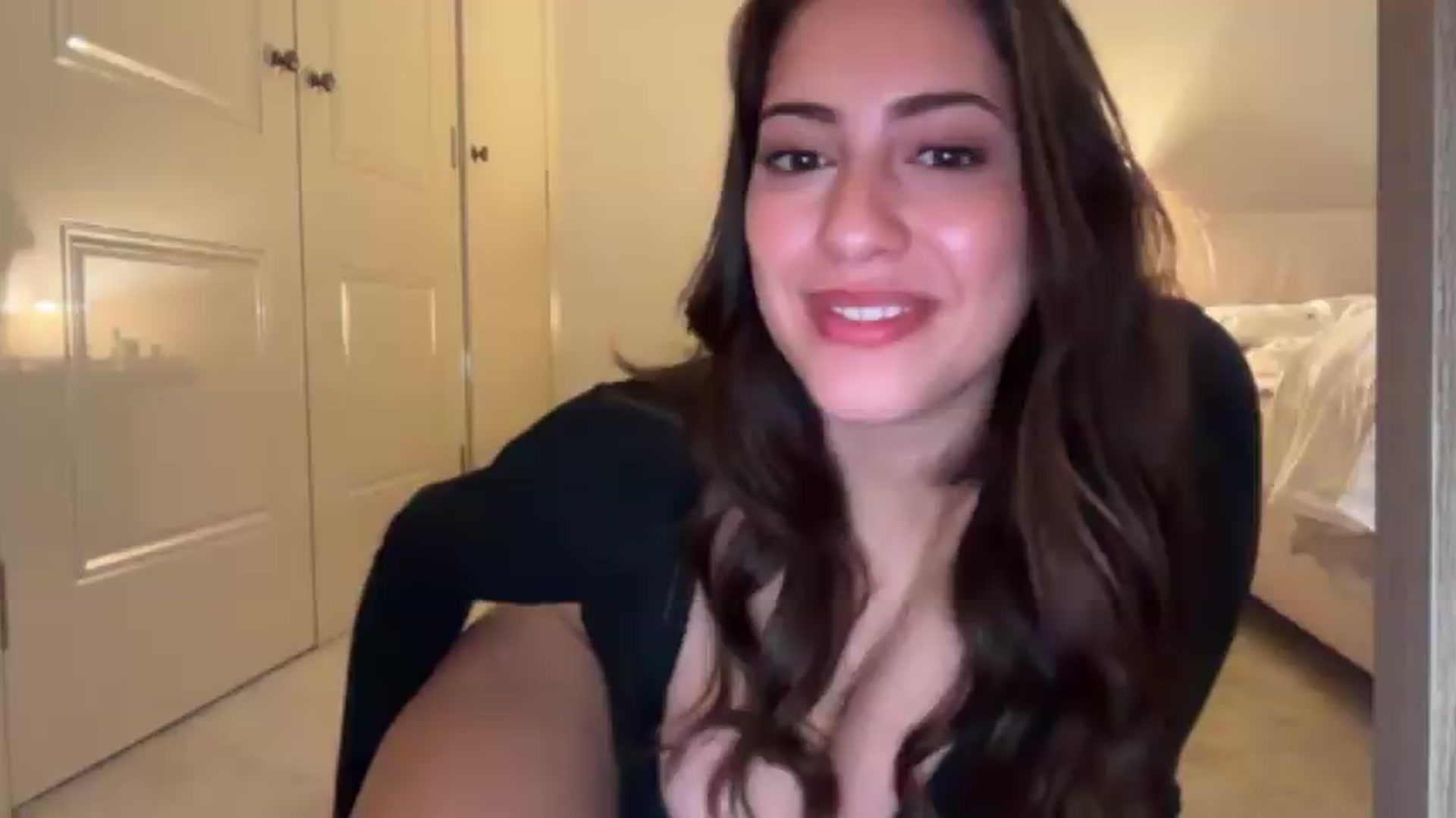 Sieenna video thumbnail