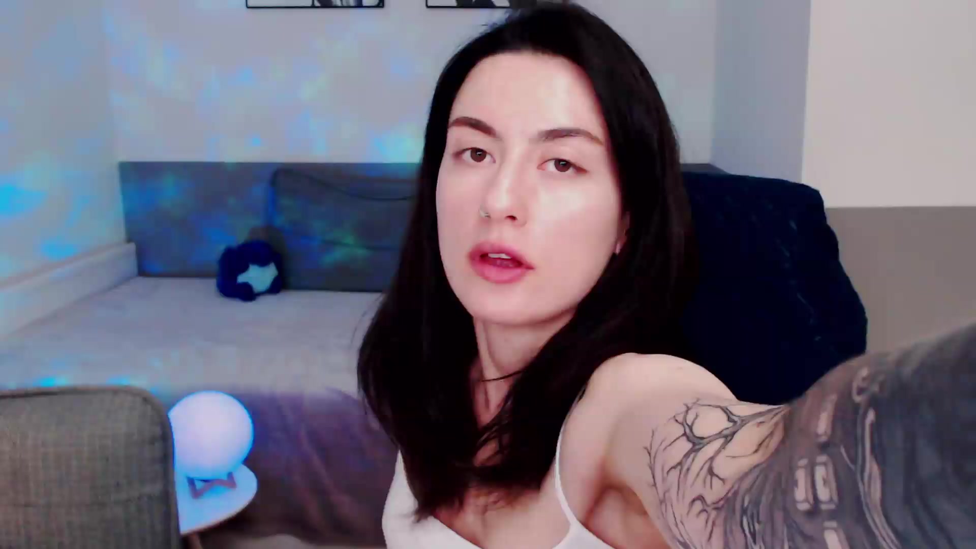 HeyAriel video thumbnail