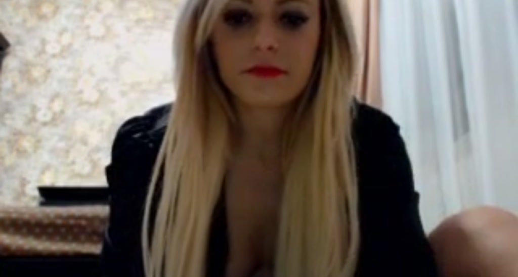 AwesomeBlonde video thumbnail