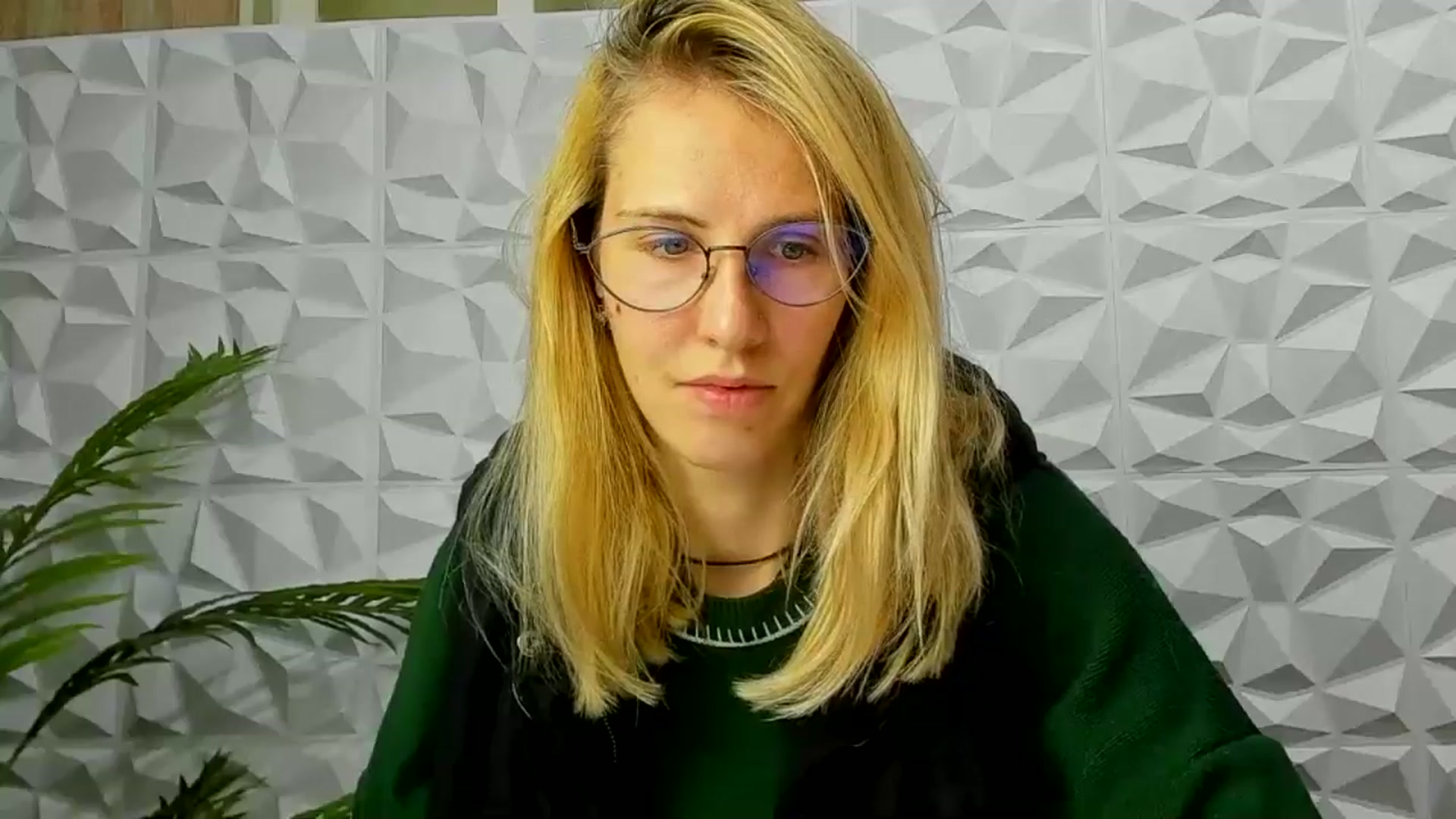 EmmaKriss video thumbnail