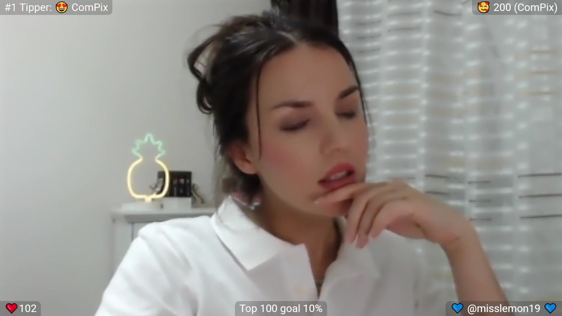 MissReno video thumbnail