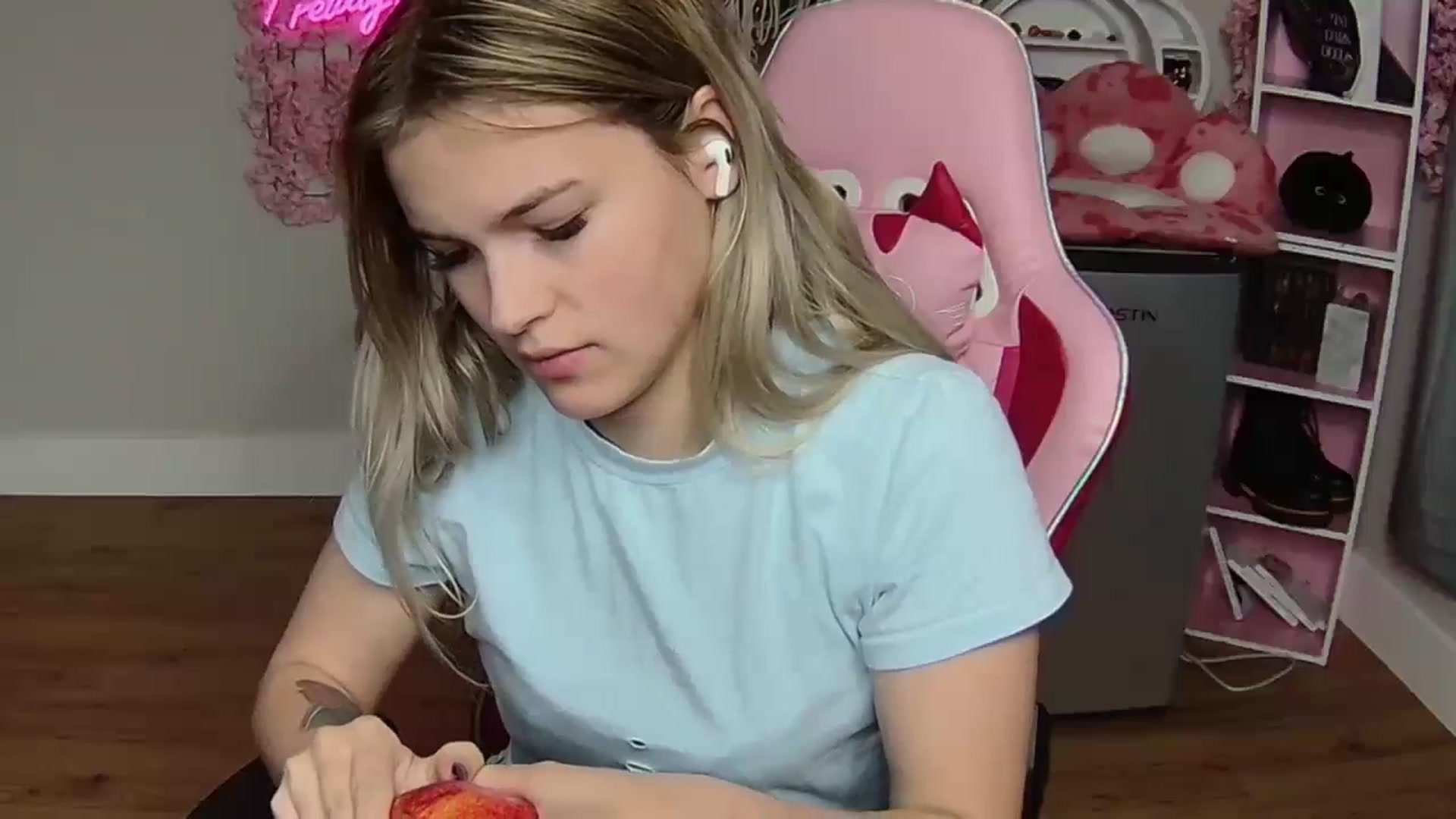 Sarahsweets18 video thumbnail
