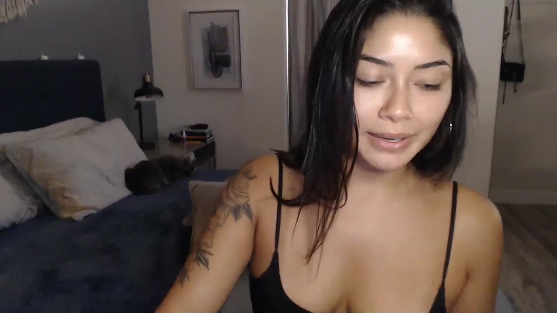 YourGoddessLu video thumbnail