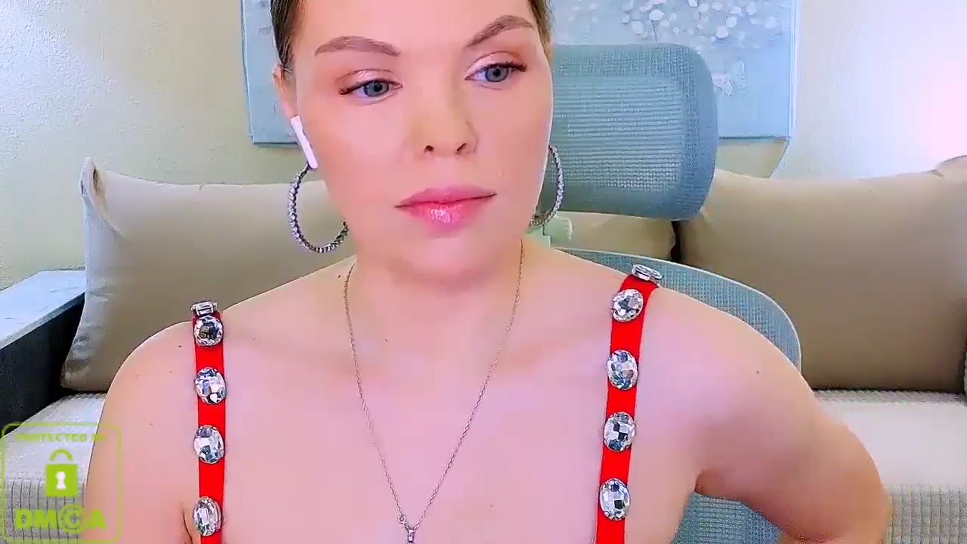 Vivia video thumbnail