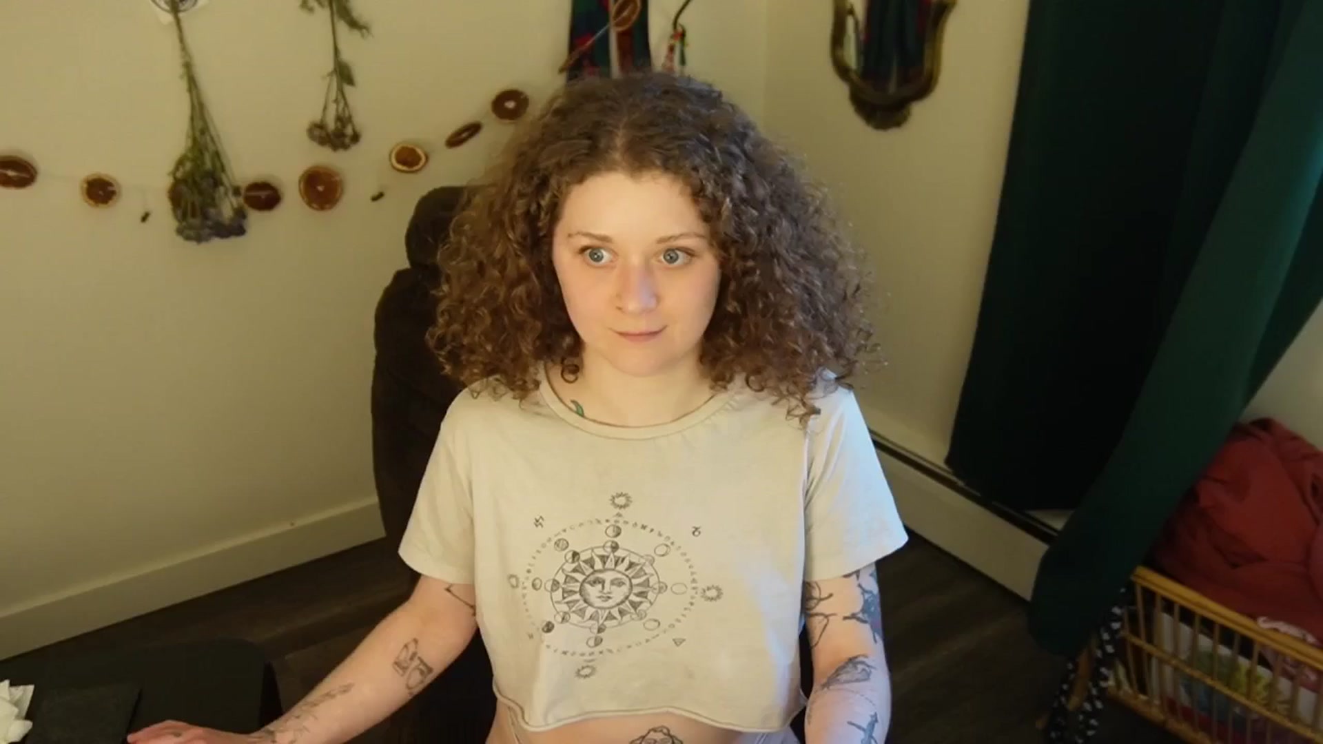 PeachyQueen_ video thumbnail
