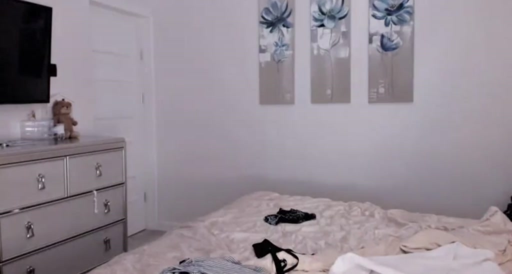 happyendings_ video thumbnail